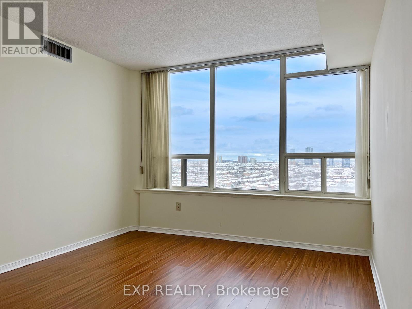 1507 - 700 Constellation Drive, Mississauga, Ontario  L5R 3G8 - Photo 3 - W12591728