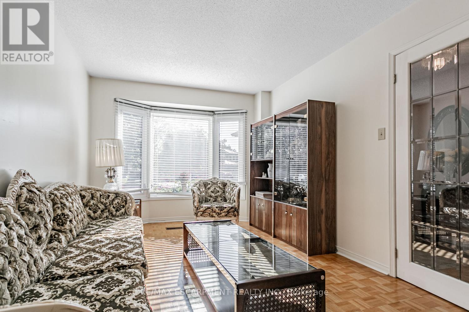 267 Macedonia Crescent, Mississauga, Ontario  L5B 3R9 - Photo 12 - W12591746