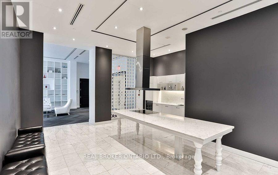 2201 - 90 Park Lawn Road, Toronto, Ontario  M8Y 0B6 - Photo 13 - W12591774