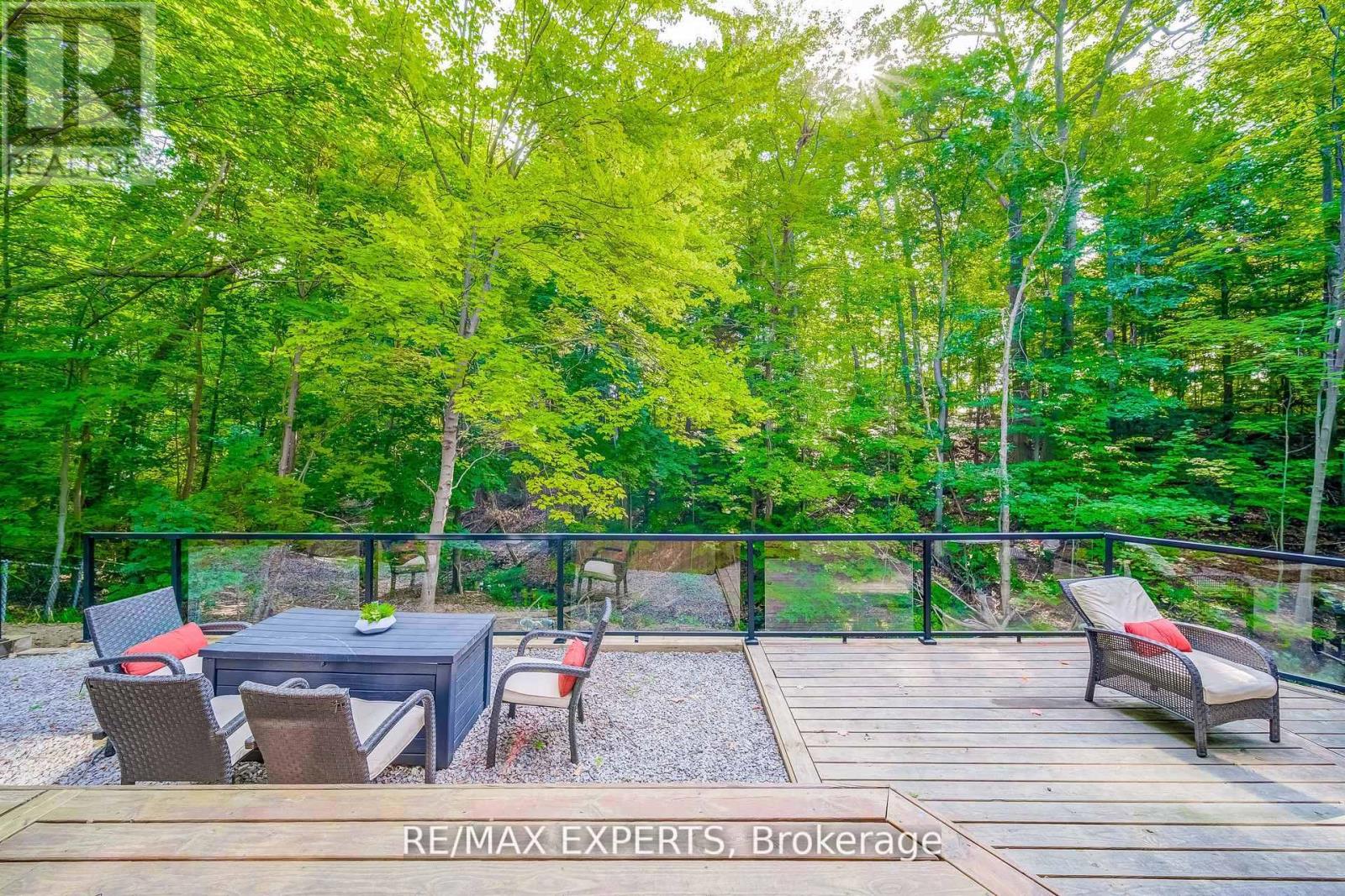 1135 Greenoaks Drive, Mississauga, Ontario  L5J 3A1 - Photo 40 - W12591828