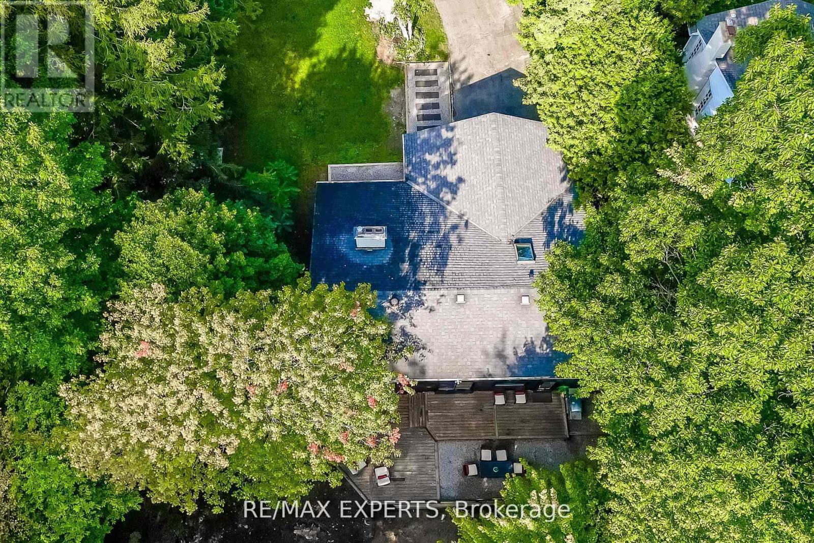 1135 Greenoaks Drive, Mississauga, Ontario  L5J 3A1 - Photo 46 - W12591828