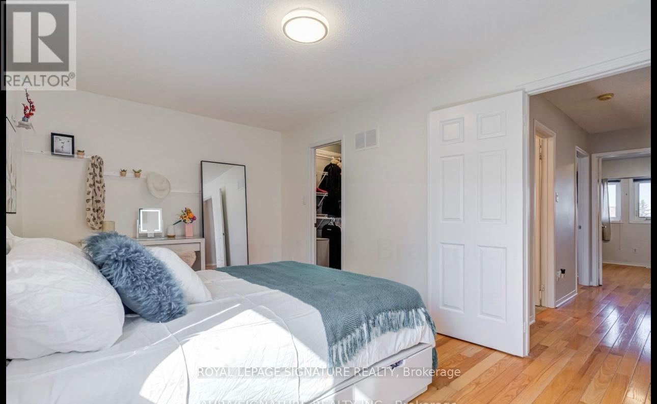 69 Alaskan Summit Court, Brampton, Ontario L6R 1N9 - Photo 15 - W12591832