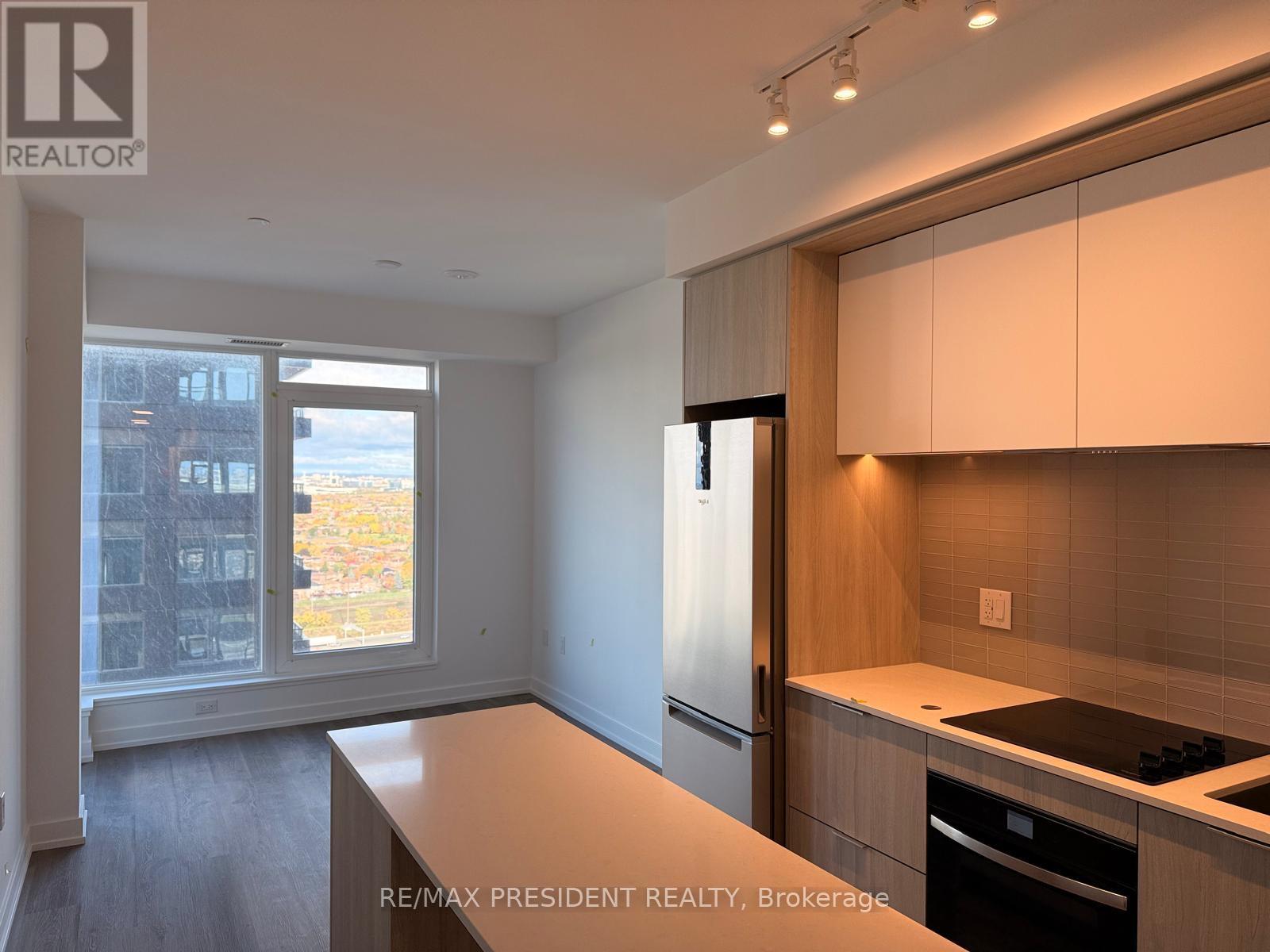 2611 - 395 SQUARE ONE DRIVE, Mississauga, Ontario