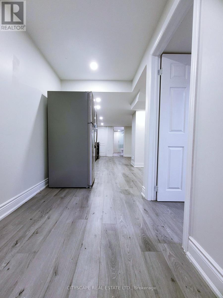 Bsmt - 3754 Milkwood Crescent, Mississauga, Ontario L5N 8H3 - Photo 4 - W12591854