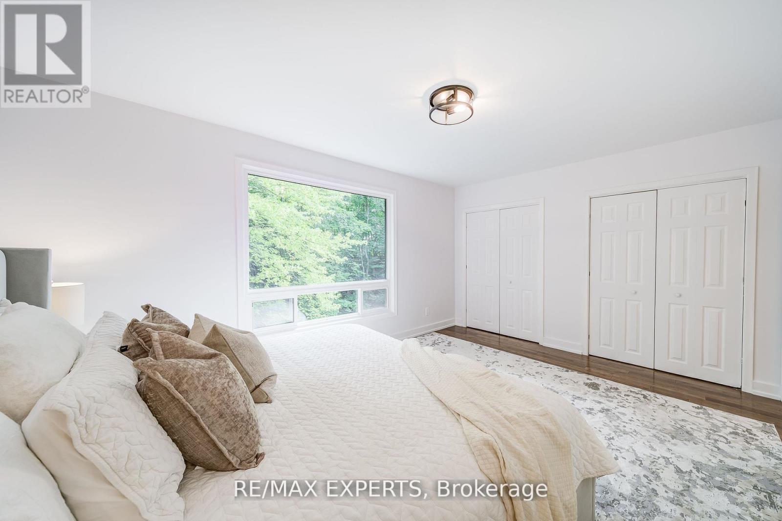 1135 Greenoaks Drive, Mississauga, Ontario  L5J 3A1 - Photo 30 - W12591828