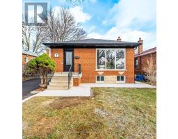 7 HEATHERGLEN ROAD, Toronto, Ontario