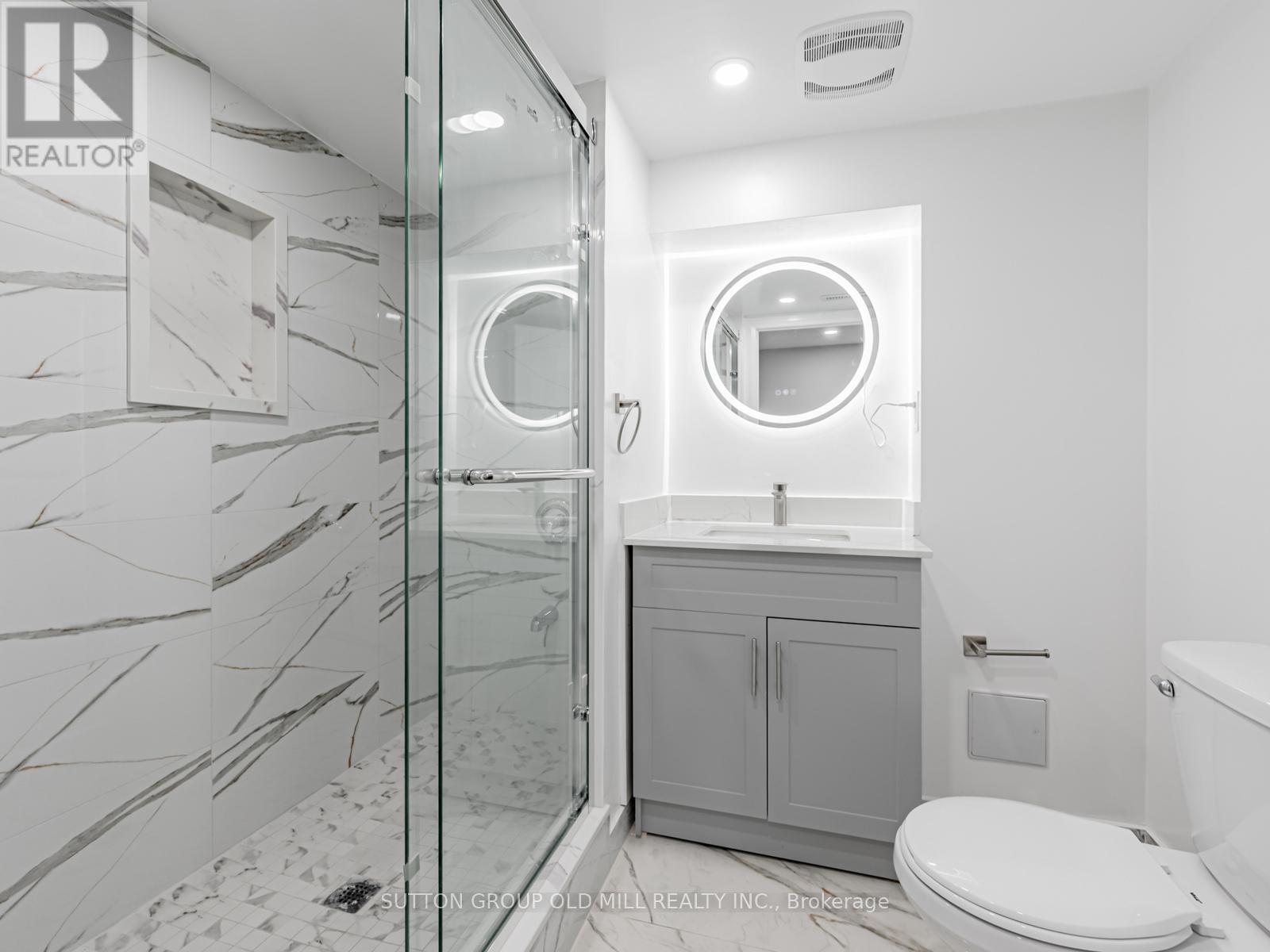 7 Heatherglen Road, Toronto, Ontario M9W 4P9 - Photo 32 - W12591924