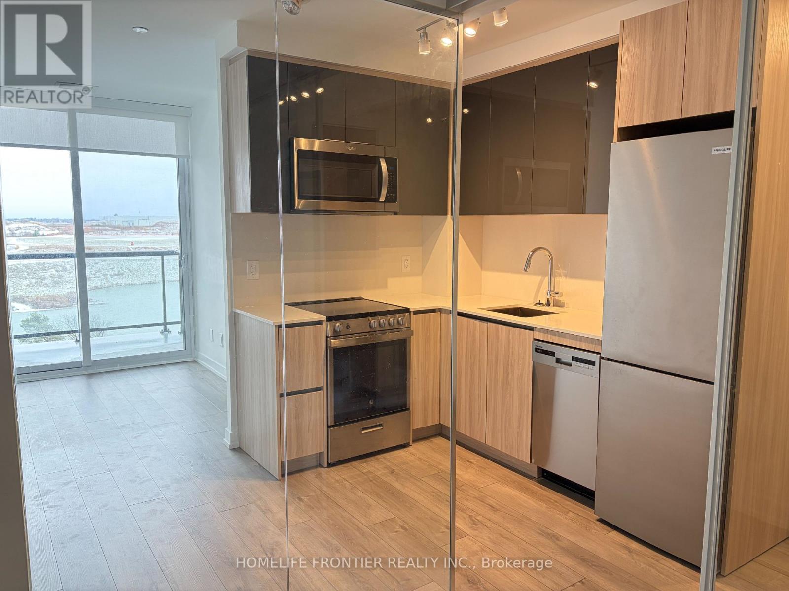 1007 - 3100 Keele Street, Toronto, Ontario  M3M 0E1 - Photo 7 - W12591878