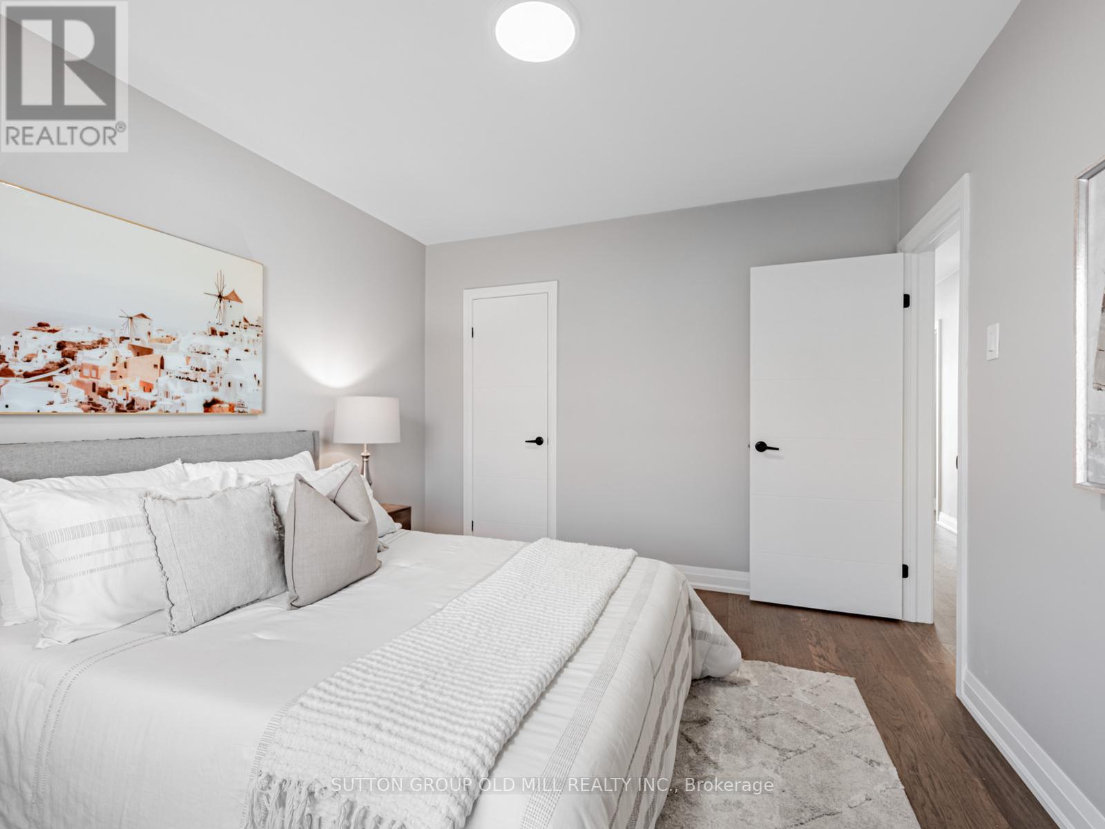 7 Heatherglen Road, Toronto, Ontario M9W 4P9 - Photo 18 - W12591924