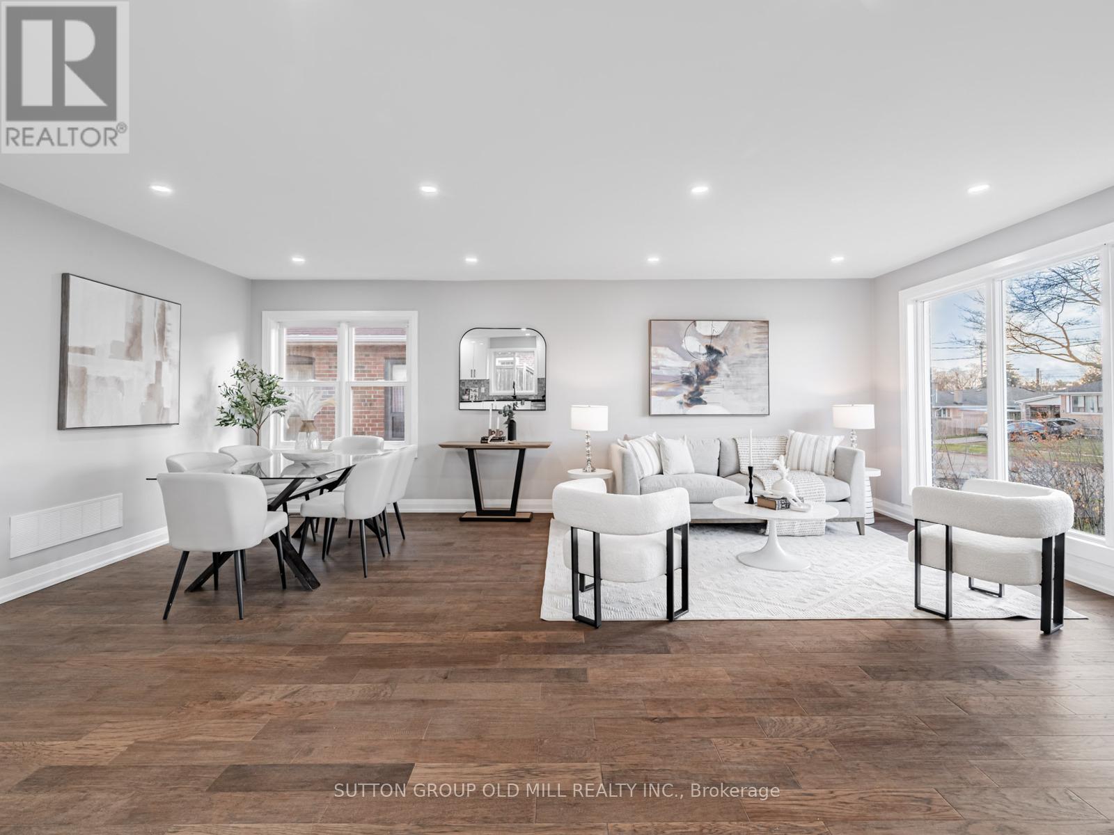 7 Heatherglen Road, Toronto, Ontario M9W 4P9 - Photo 14 - W12591924