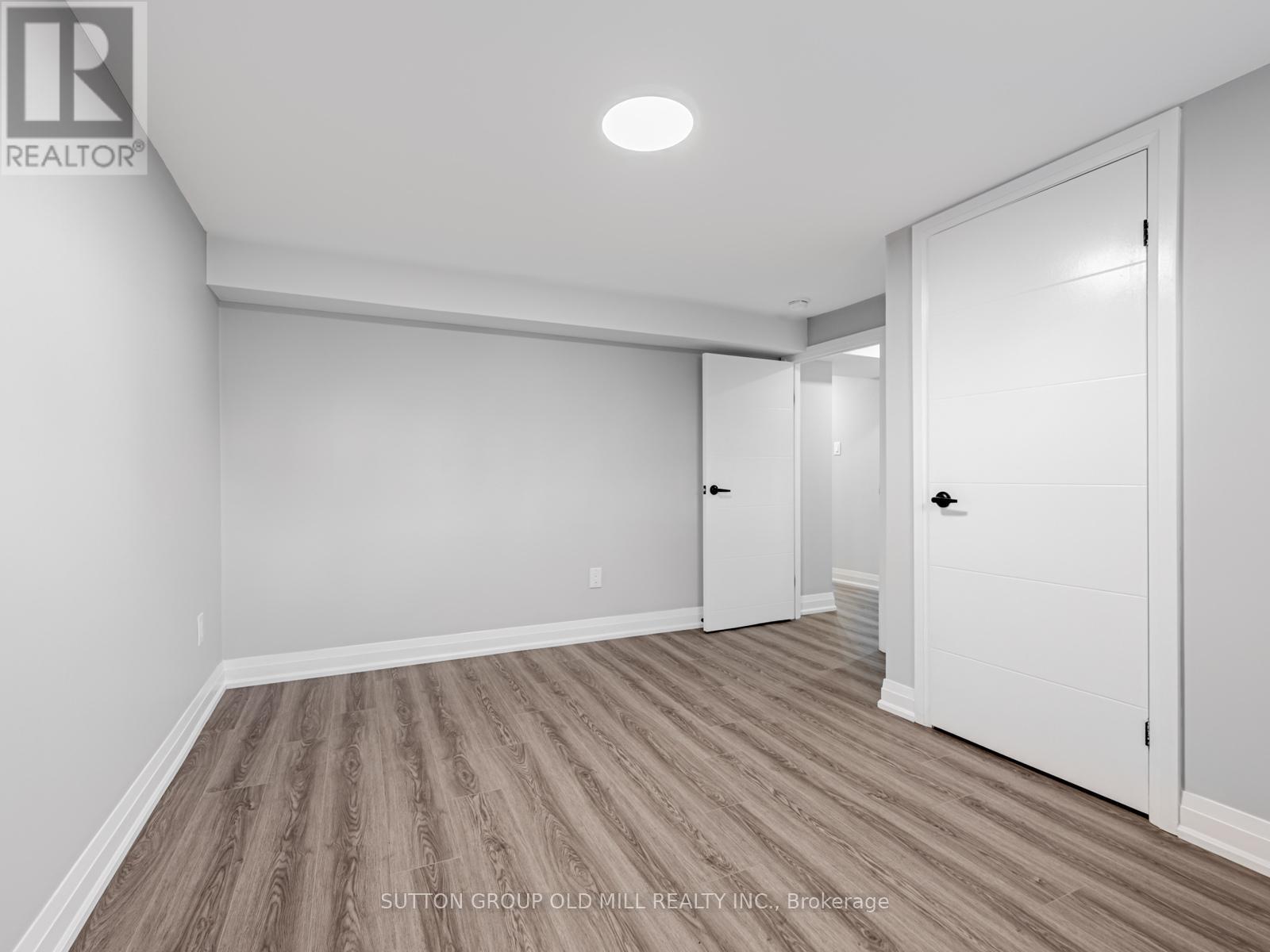 7 Heatherglen Road, Toronto, Ontario M9W 4P9 - Photo 30 - W12591924