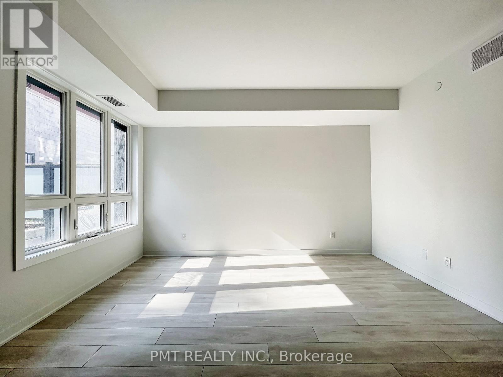 1 - 4045 Hickory Drive, Mississauga, Ontario  L4W 0G6 - Photo 4 - W12591992