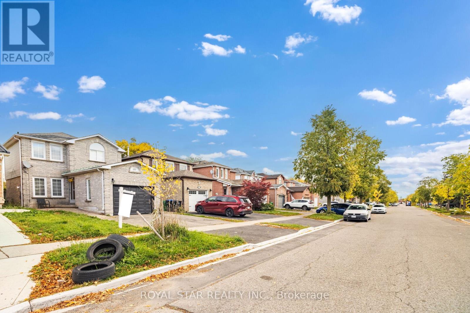 137 Ecclestone Drive, Brampton, Ontario  L6X 3P7 - Photo 6 - W12592022