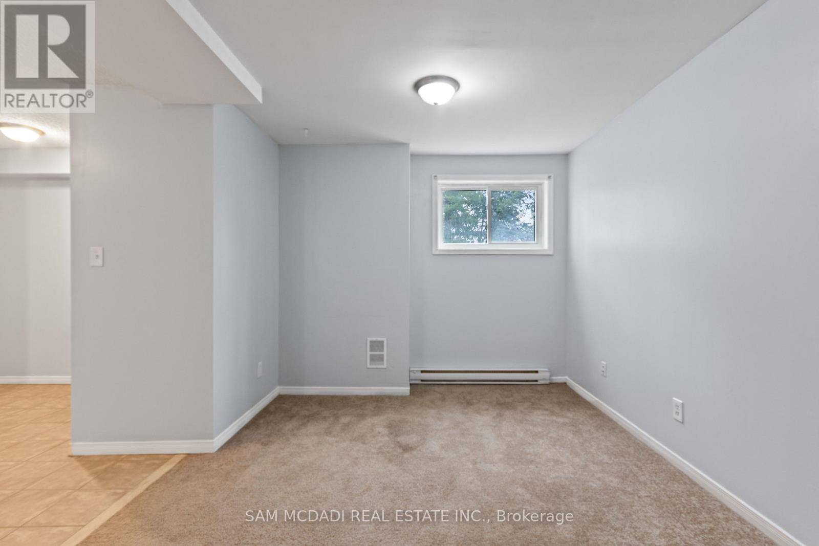 1 - 15 Faulkner Street, Orangeville, Ontario L9W 2G4 - Photo 7 - W12592092