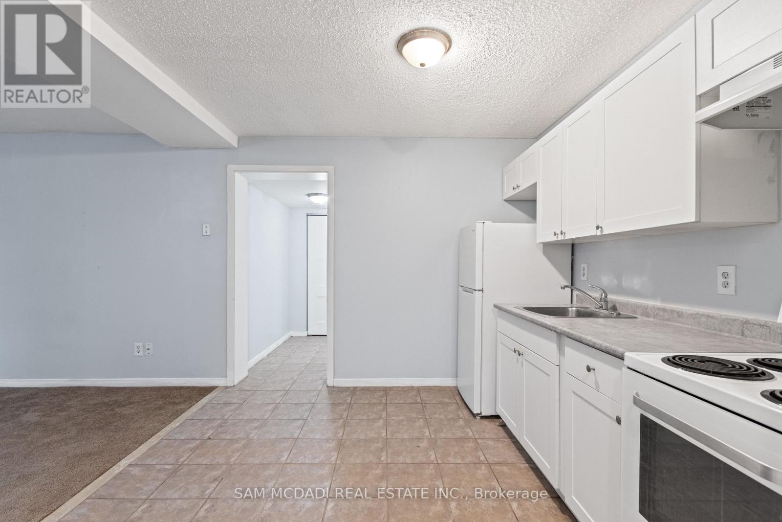 1 - 15 Faulkner Street, Orangeville, Ontario L9W 2G4 - Photo 4 - W12592092