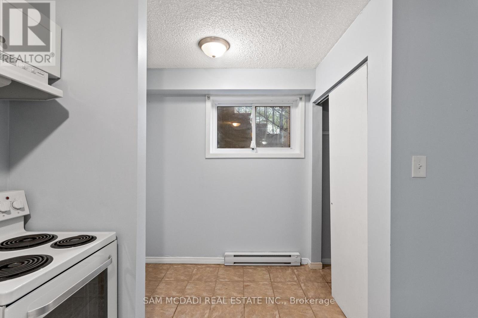 1 - 15 Faulkner Street, Orangeville, Ontario L9W 2G4 - Photo 9 - W12592092