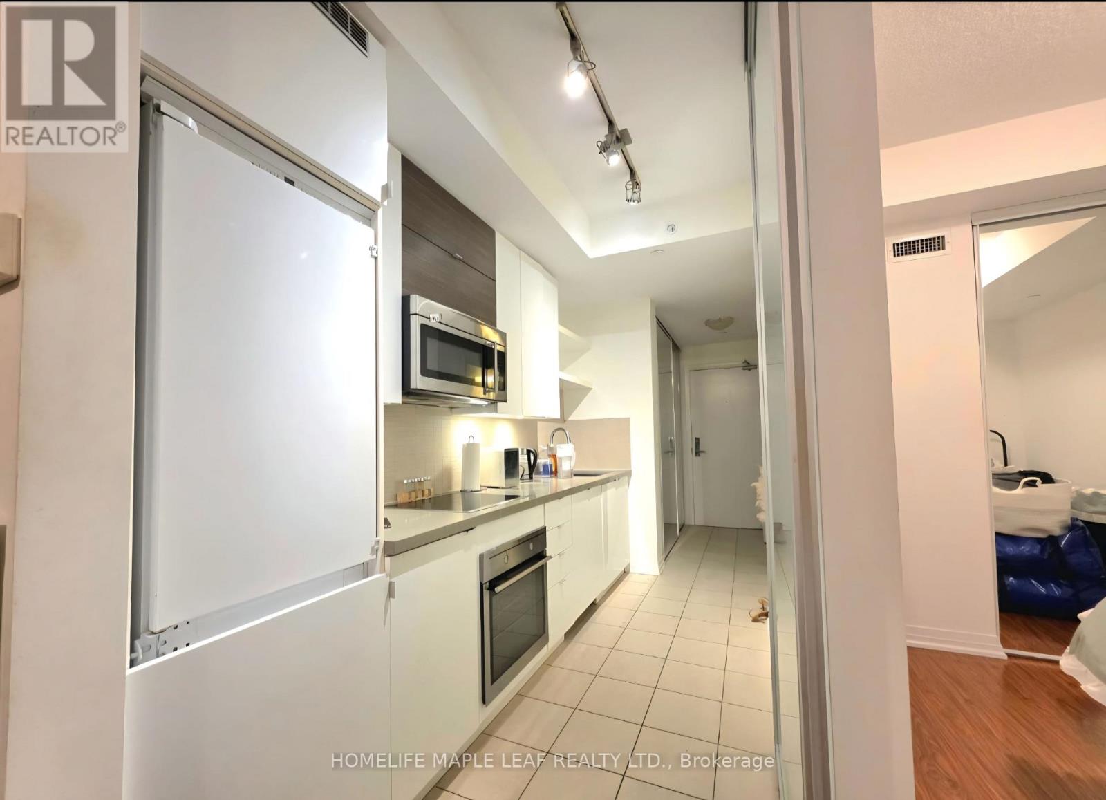 508 - 60 Annie Craig Drive, Toronto, Ontario M8V 0C5 - Photo 3 - W12592108