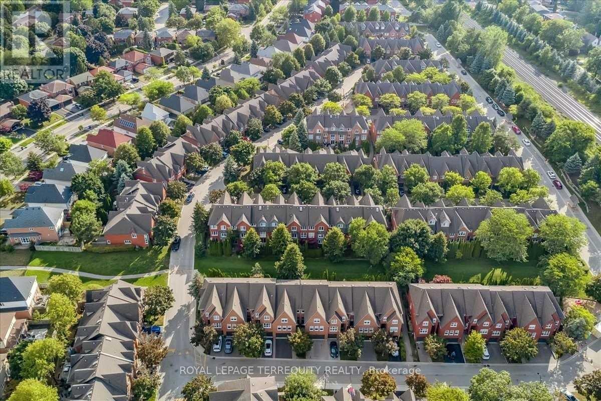 32b - 1084 Queen Street W, Mississauga, Ontario  L5H 4K4 - Photo 19 - W12592086