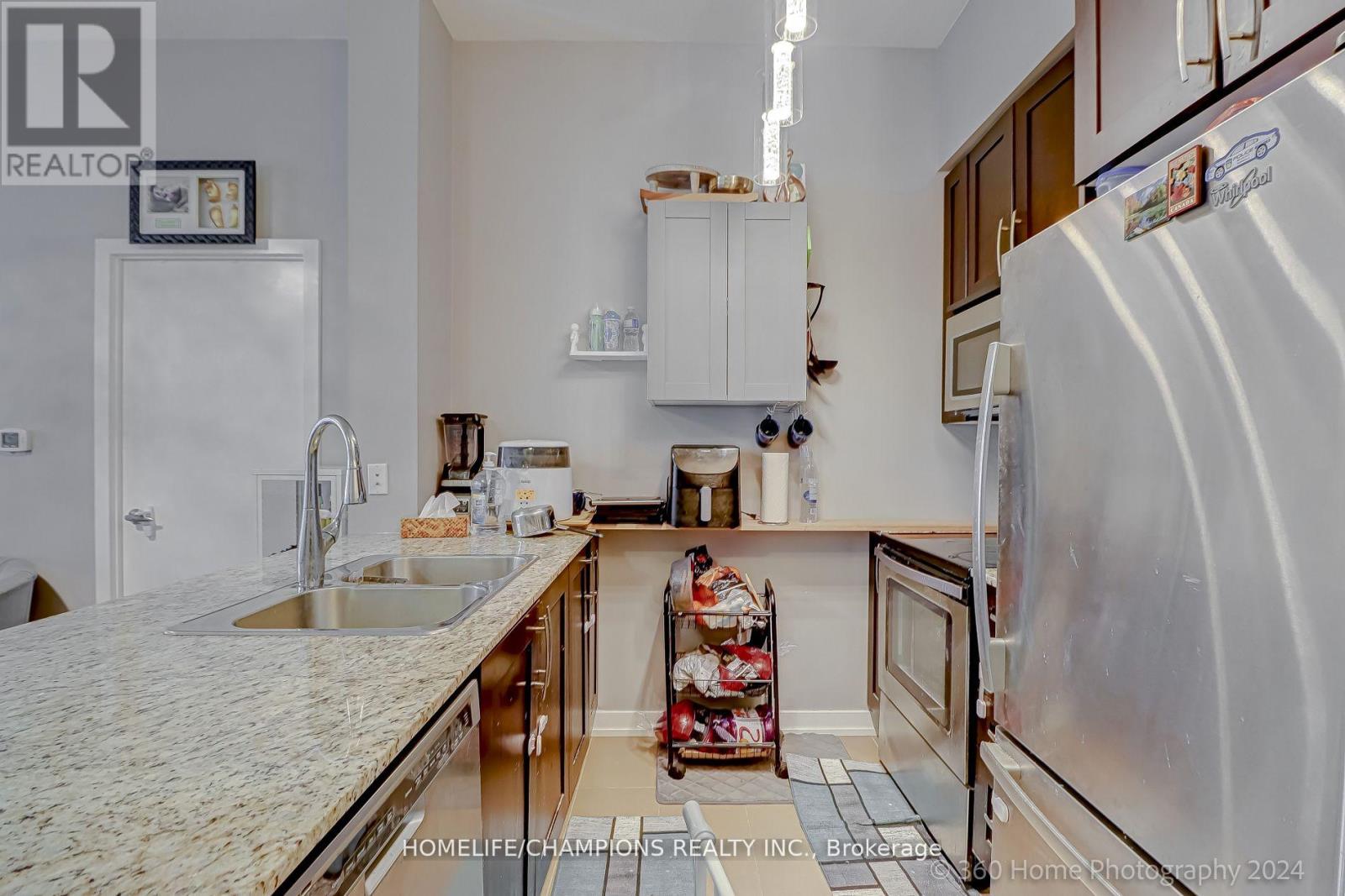 709 - 4070 Confederation Parkway, Mississauga, Ontario  L5B 0E9 - Photo 8 - W12592140