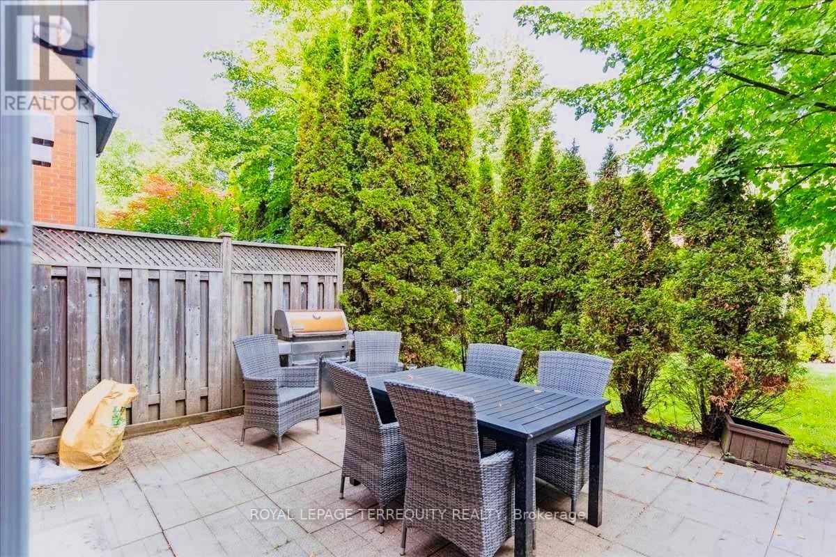 32b - 1084 Queen Street W, Mississauga, Ontario  L5H 4K4 - Photo 17 - W12592086