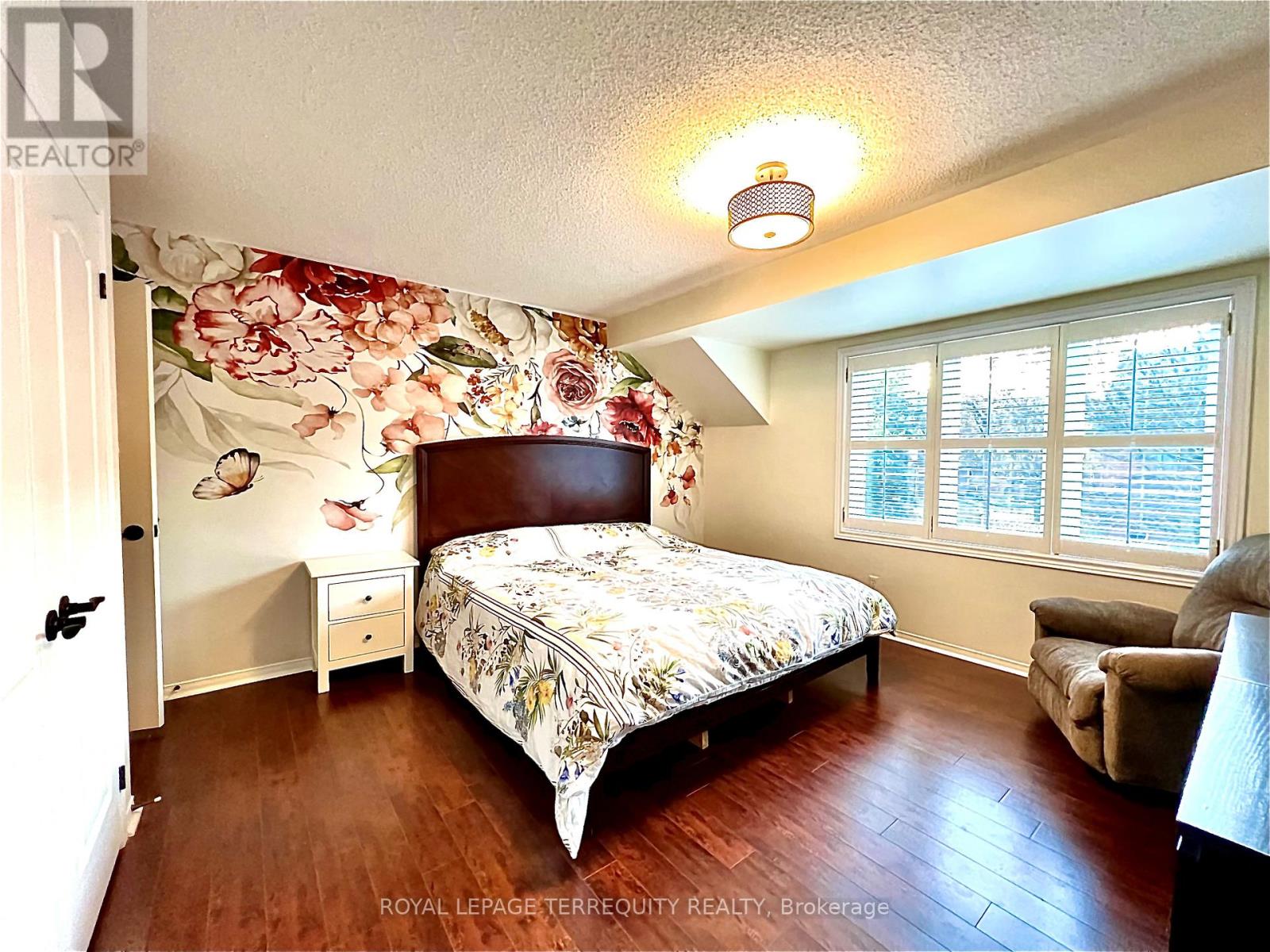 32b - 1084 Queen Street W, Mississauga, Ontario  L5H 4K4 - Photo 7 - W12592086