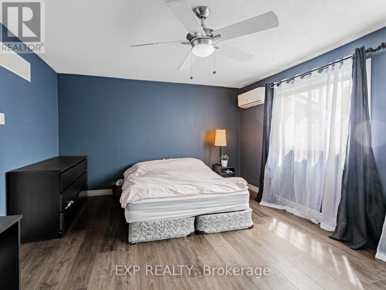 64 - 2050 Upper Middle Road, Burlington, Ontario  L7P 3R9 - Photo 14 - W12592156