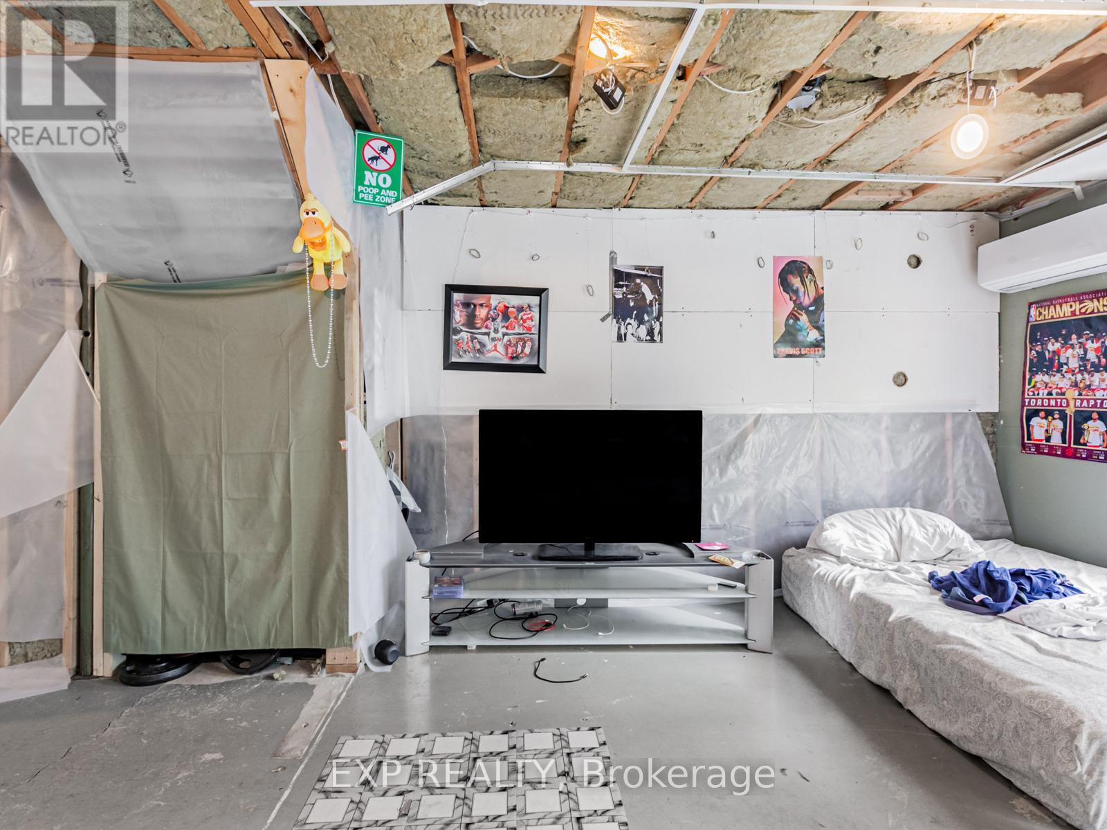 64 - 2050 Upper Middle Road, Burlington, Ontario  L7P 3R9 - Photo 21 - W12592156