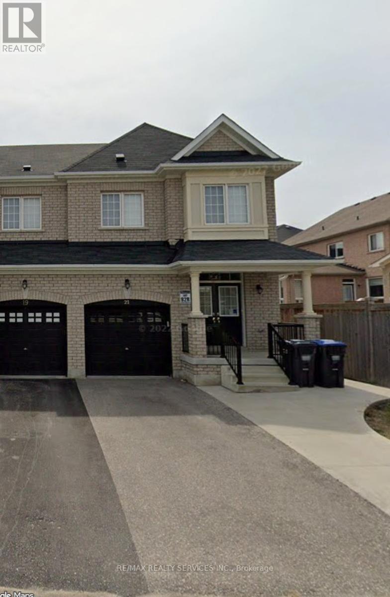 21 GOWER CRESCENT, Brampton, Ontario
