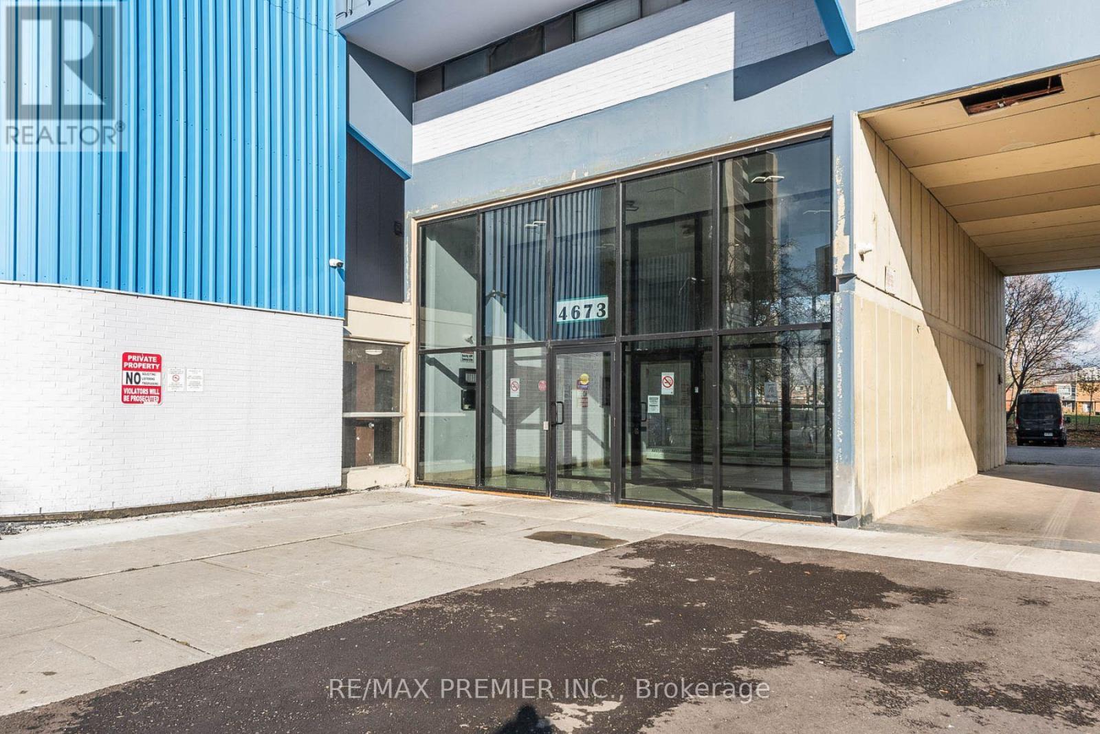 807 - 4673 Jane Street, Toronto, Ontario M3N 2L1 - Photo 3 - W12592168