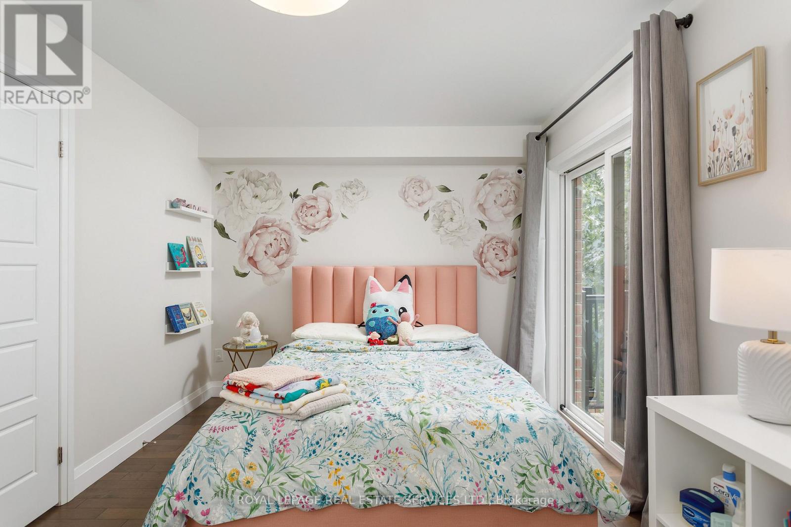 22 - 405 Plains Road E, Burlington, Ontario  L7T 2C9 - Photo 32 - W12592164