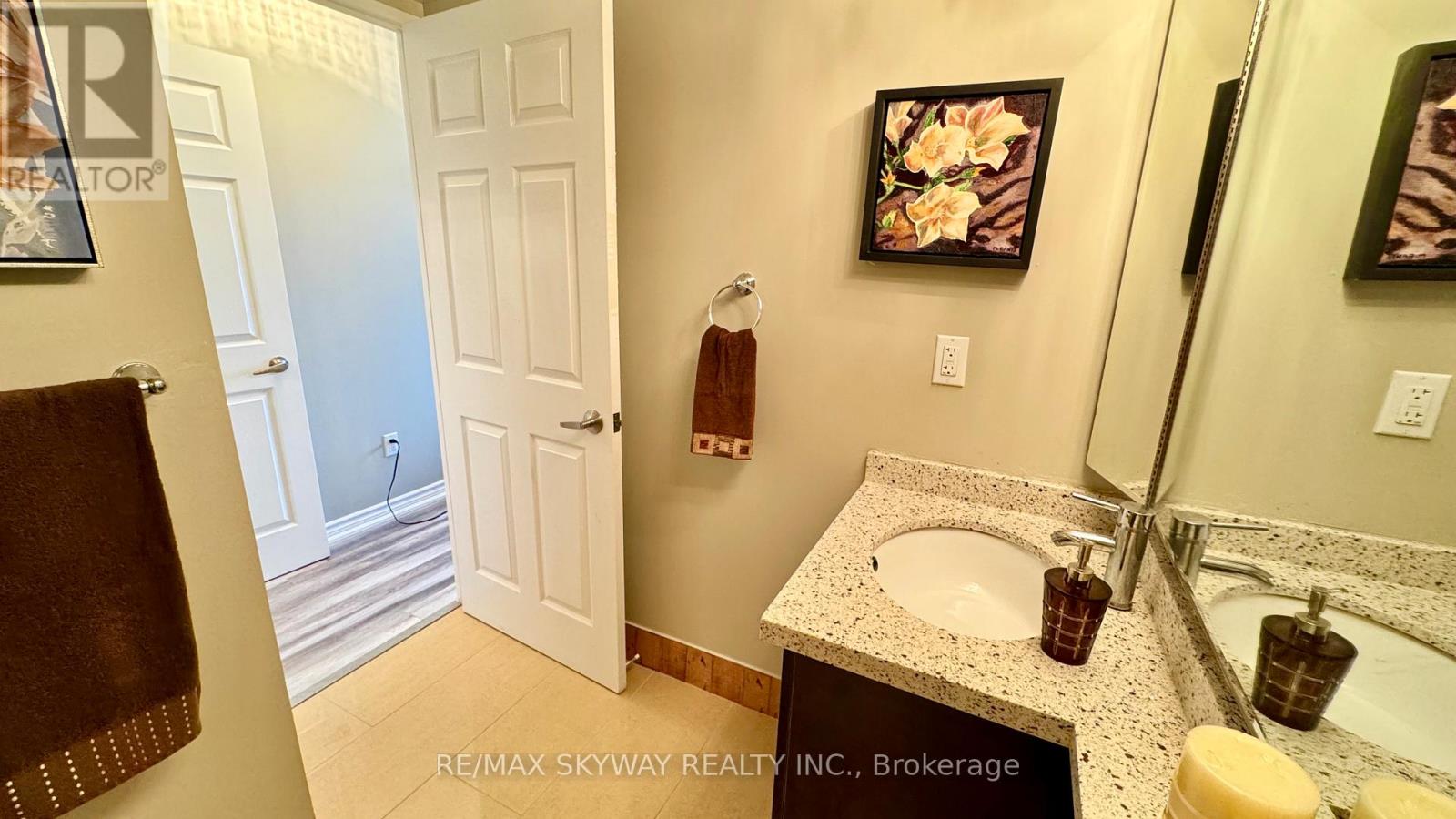 909 - 30 Malta Avenue, Brampton, Ontario  L6Y 4S5 - Photo 9 - W12592196