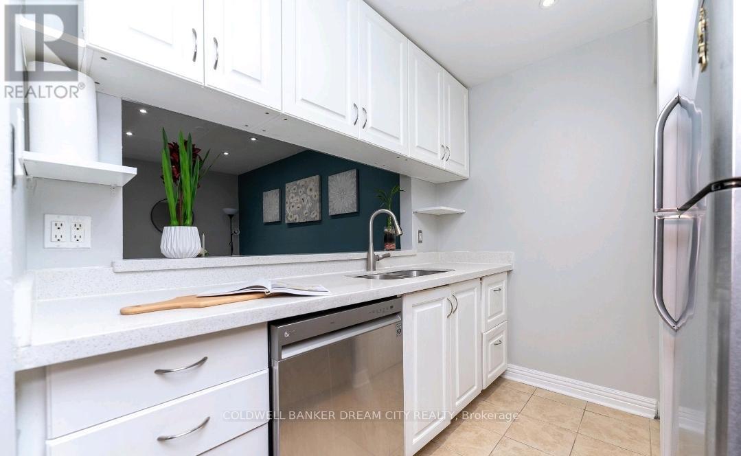 613 - 95 Trailwood Drive, Mississauga, Ontario  L4Z 3L2 - Photo 6 - W12592228