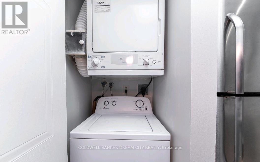 613 - 95 Trailwood Drive, Mississauga, Ontario  L4Z 3L2 - Photo 12 - W12592228