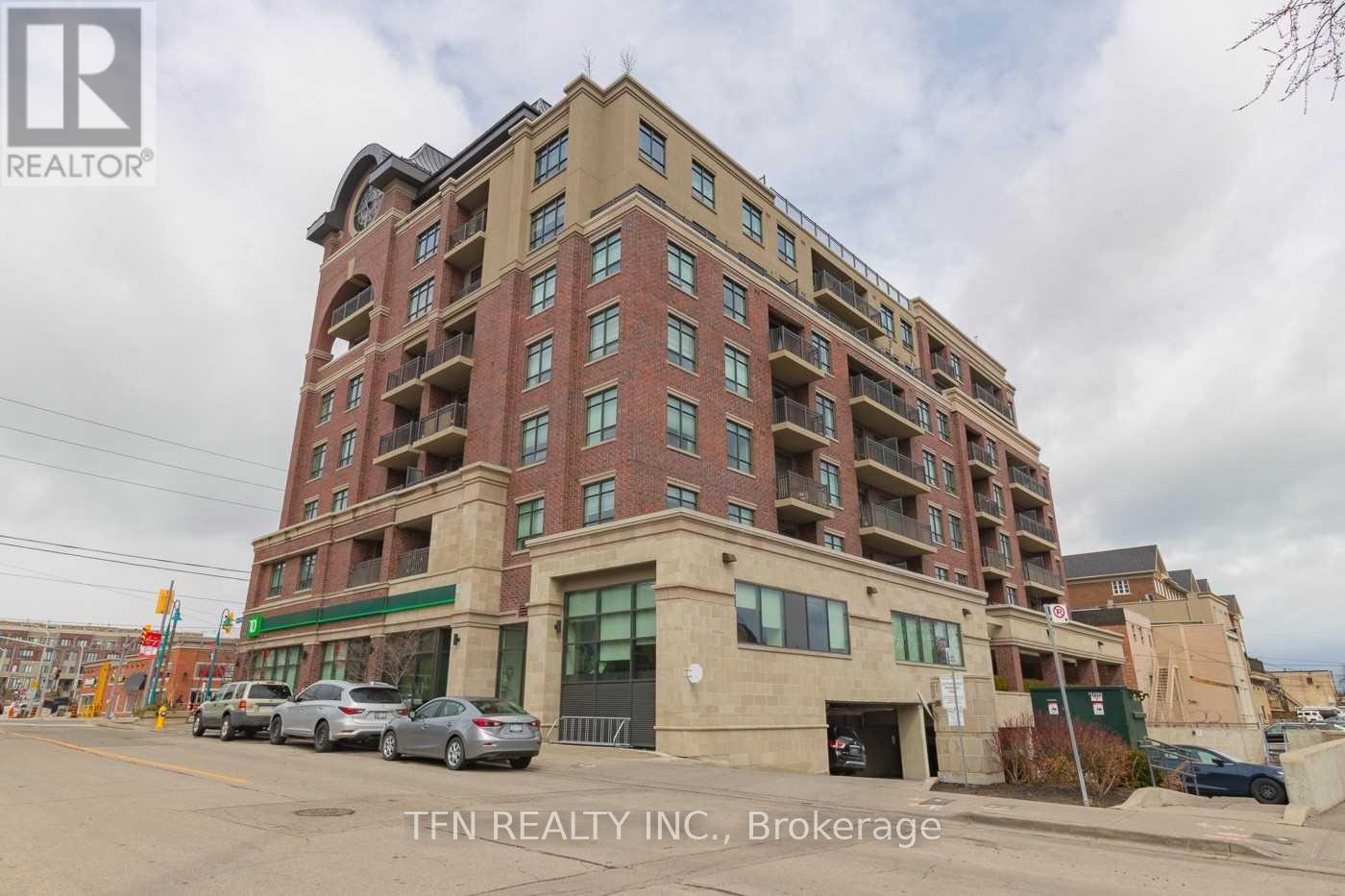 411 - 3563 Lake Shore Boulevard W, Toronto, Ontario  M8W 1P4 - Photo 2 - W12592214