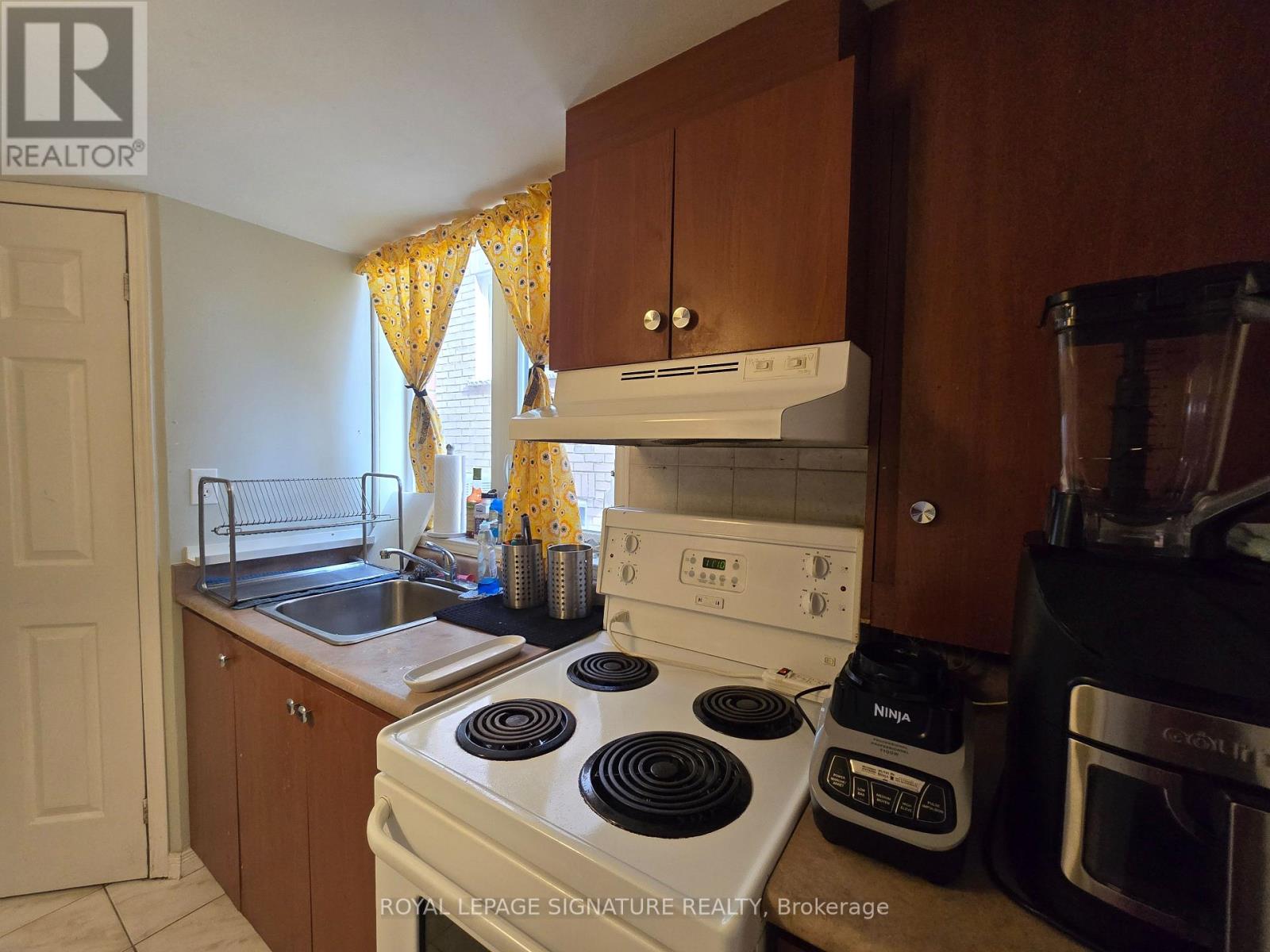 Lower - 8 St Eugene Street, Brampton, Ontario  L6Y 0N5 - Photo 11 - W12592238