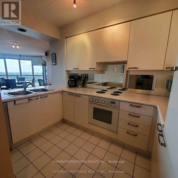 2005 - 50 Eglinton Avenue W, Mississauga, Ontario  L5R 3P5 - Photo 7 - W12592240