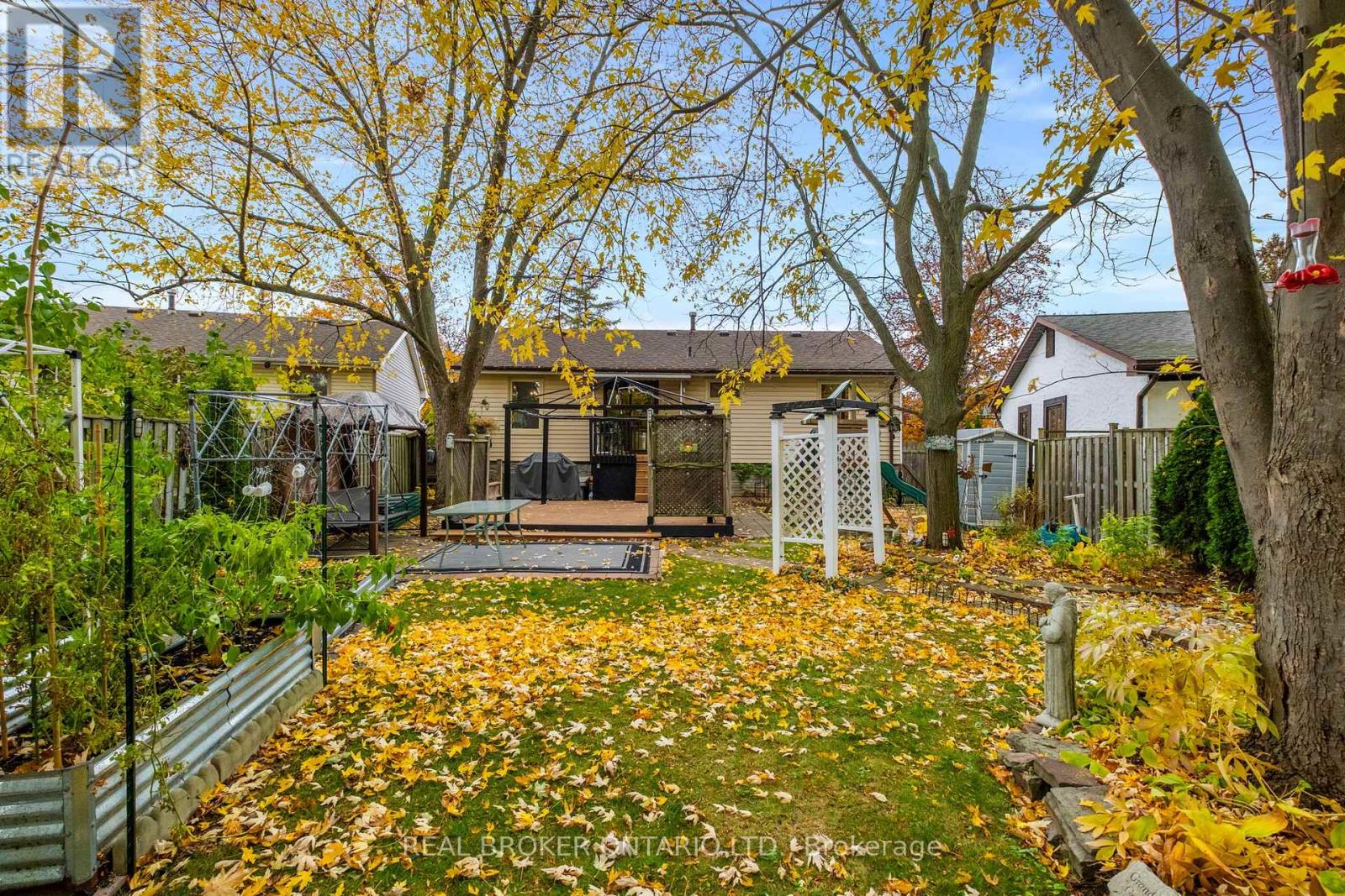 6891 Shelter Bay Road, Mississauga, Ontario L5N 1T8 - Photo 41 - W12592252