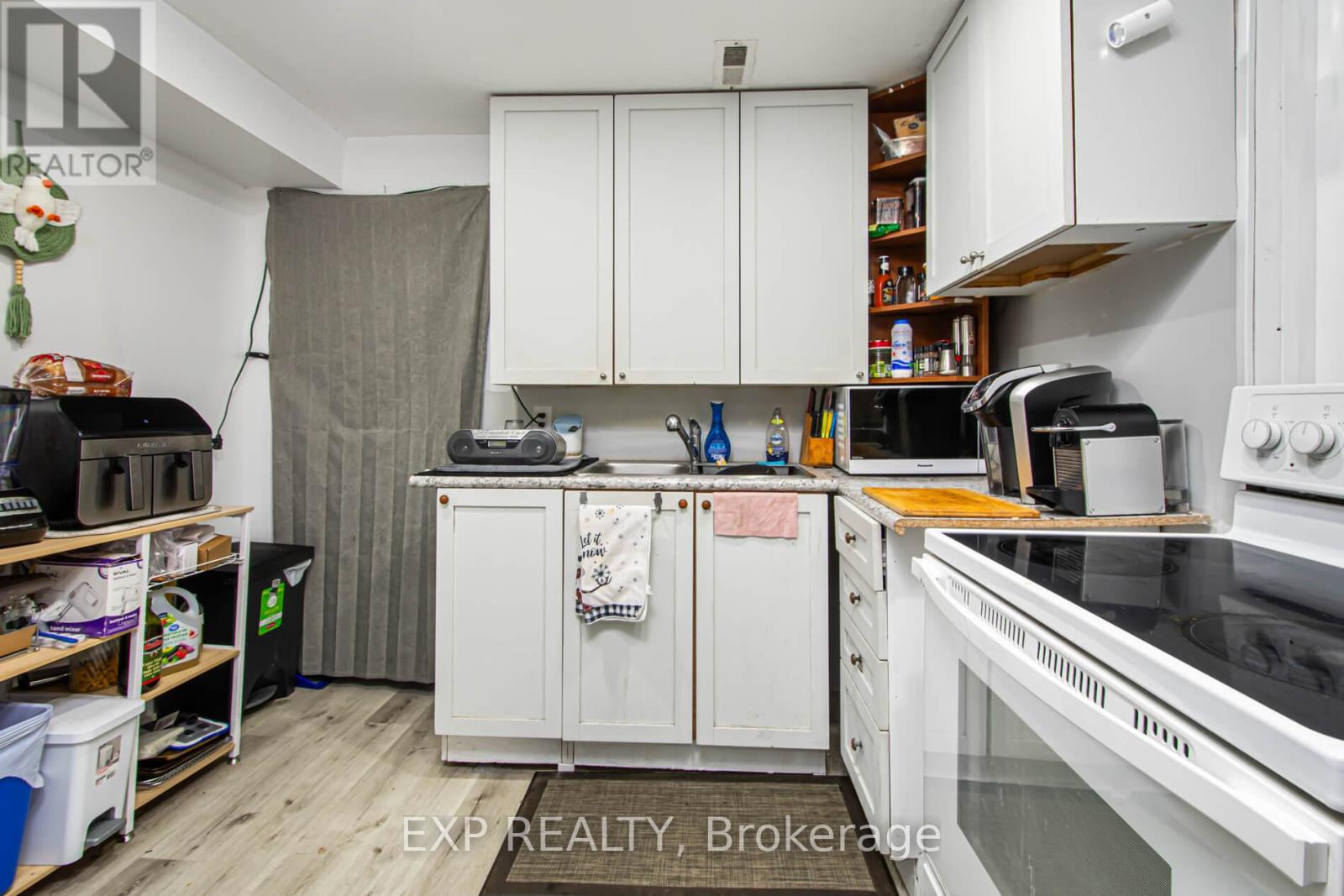 78 Sunset Trail, Toronto, Ontario  M9M 1J6 - Photo 26 - W12592312