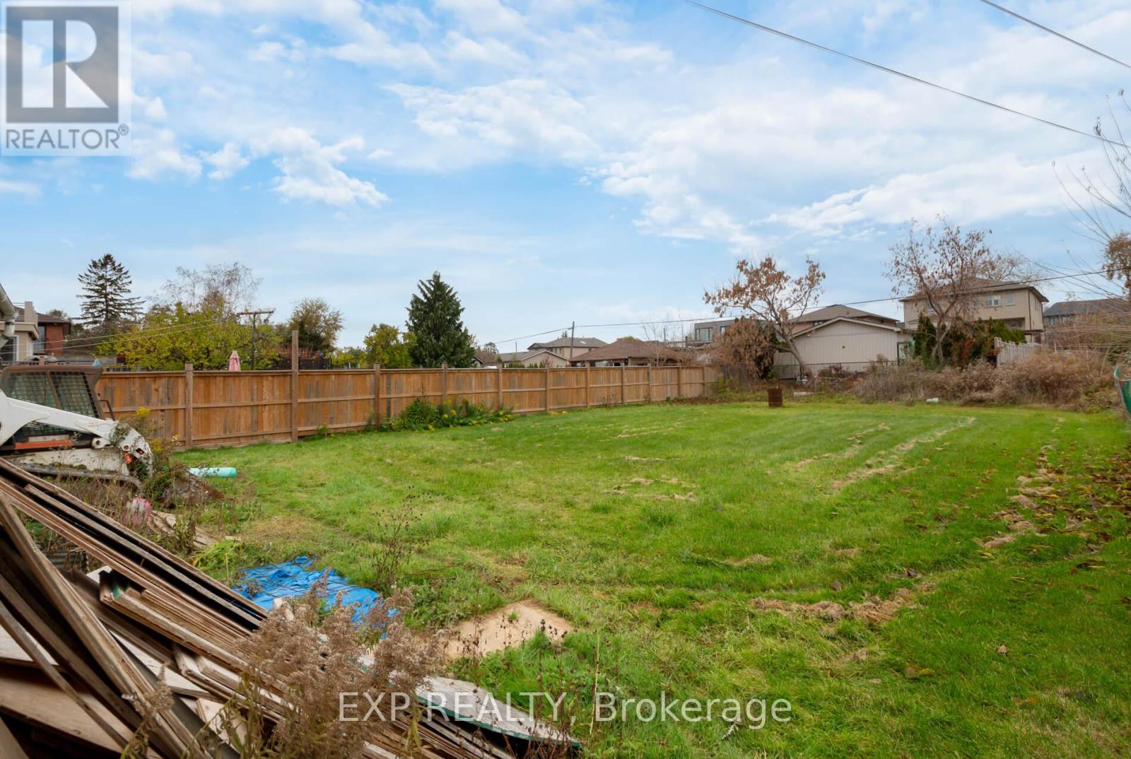 78 Sunset Trail, Toronto, Ontario  M9M 1J6 - Photo 34 - W12592312