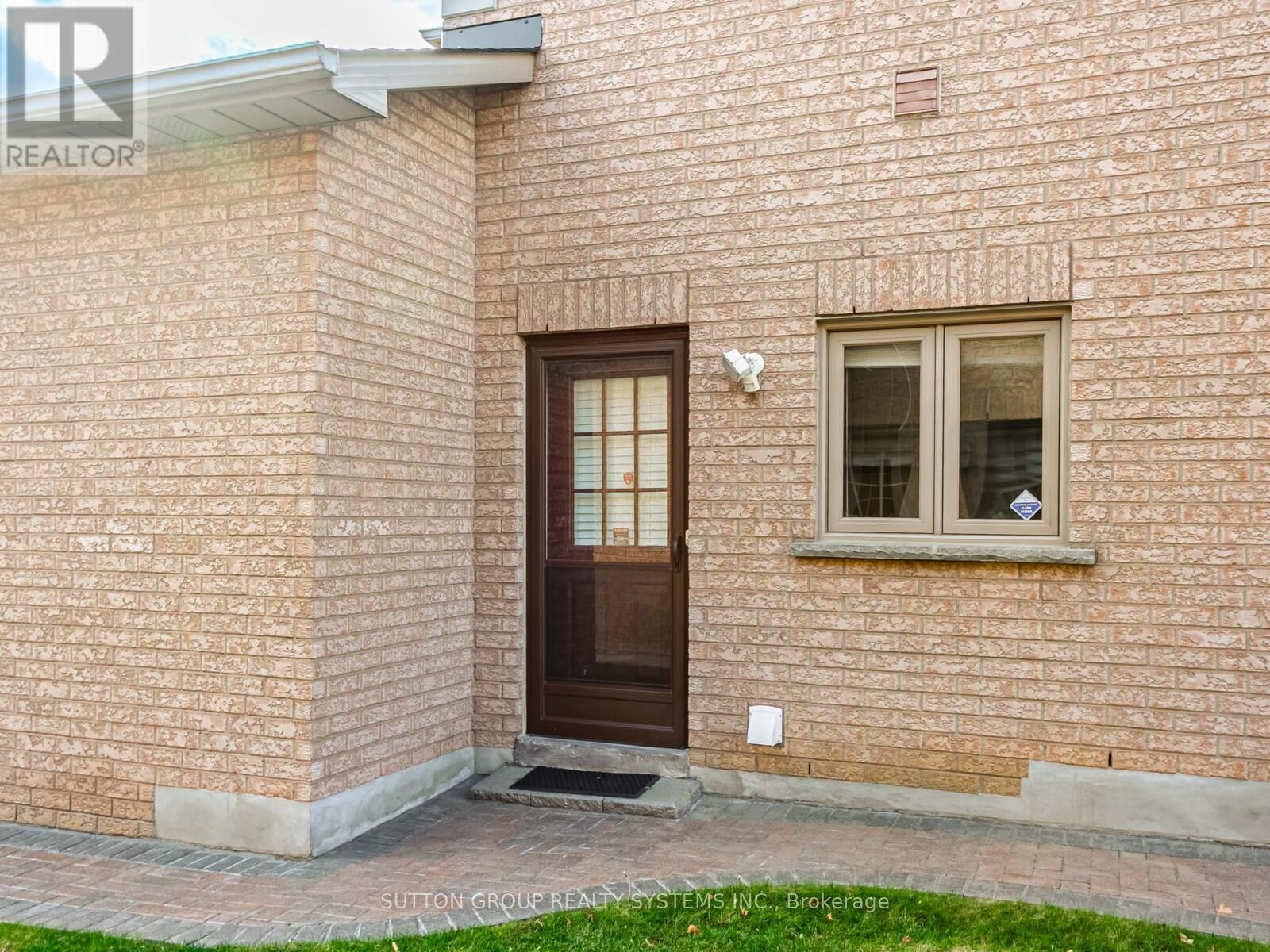 3986 Bloor Street W, Toronto, Ontario M9B 1M3 - Photo 2 - W12592316