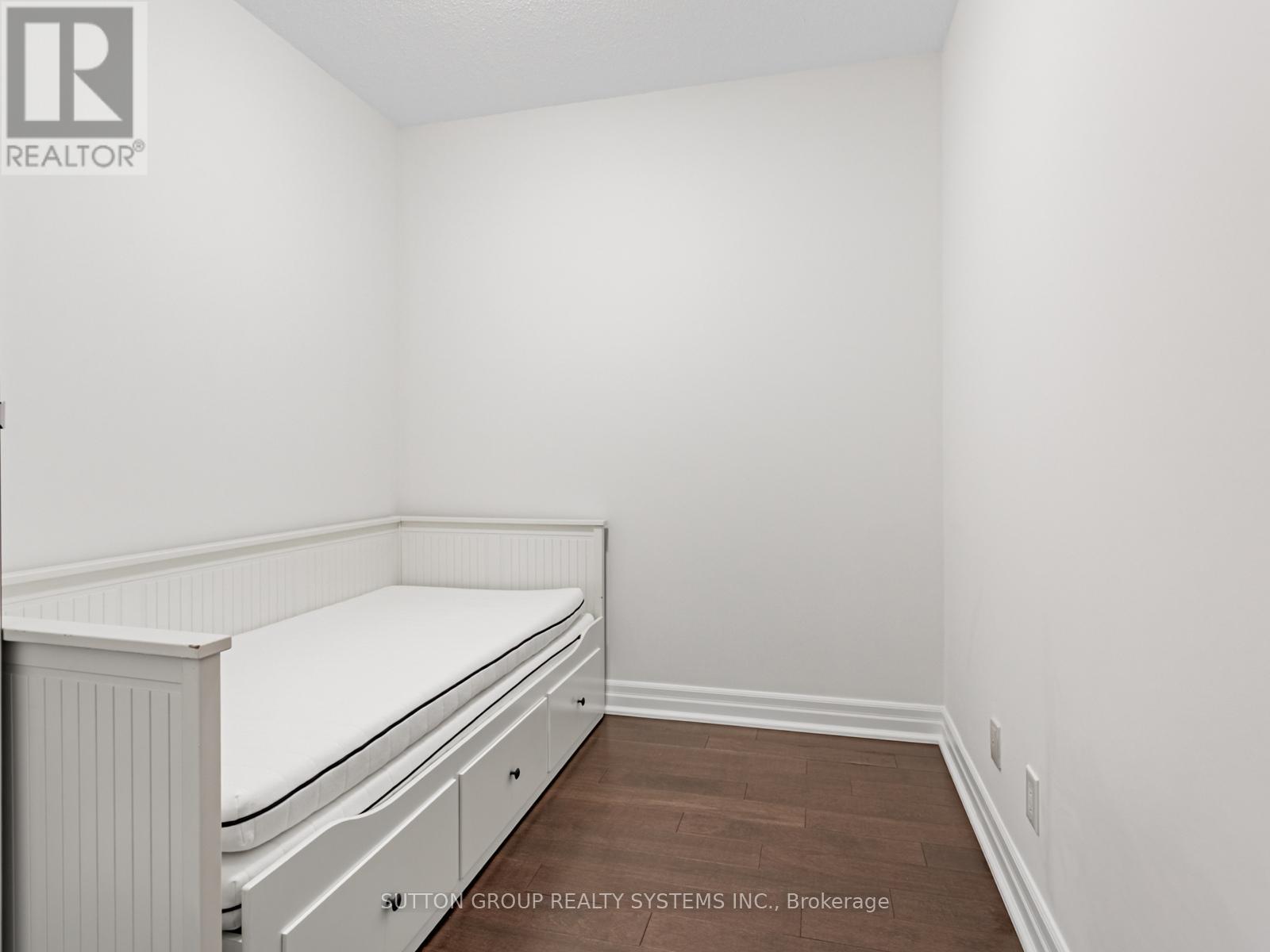 325 - 58 Marine Parade Drive, Toronto, Ontario M8V 4G1 - Photo 18 - W12592336