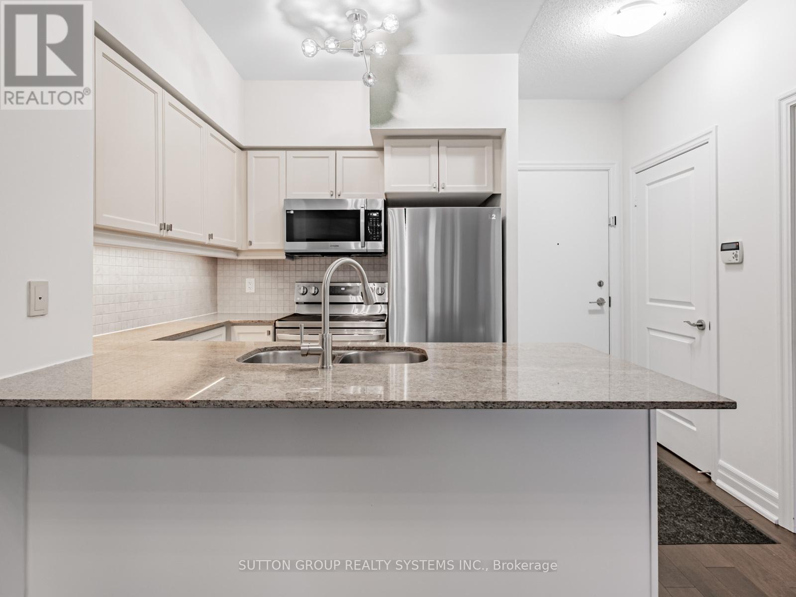 325 - 58 Marine Parade Drive, Toronto, Ontario M8V 4G1 - Photo 8 - W12592336