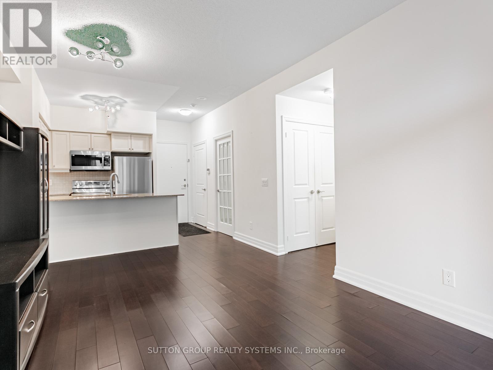 325 - 58 Marine Parade Drive, Toronto, Ontario M8V 4G1 - Photo 10 - W12592336