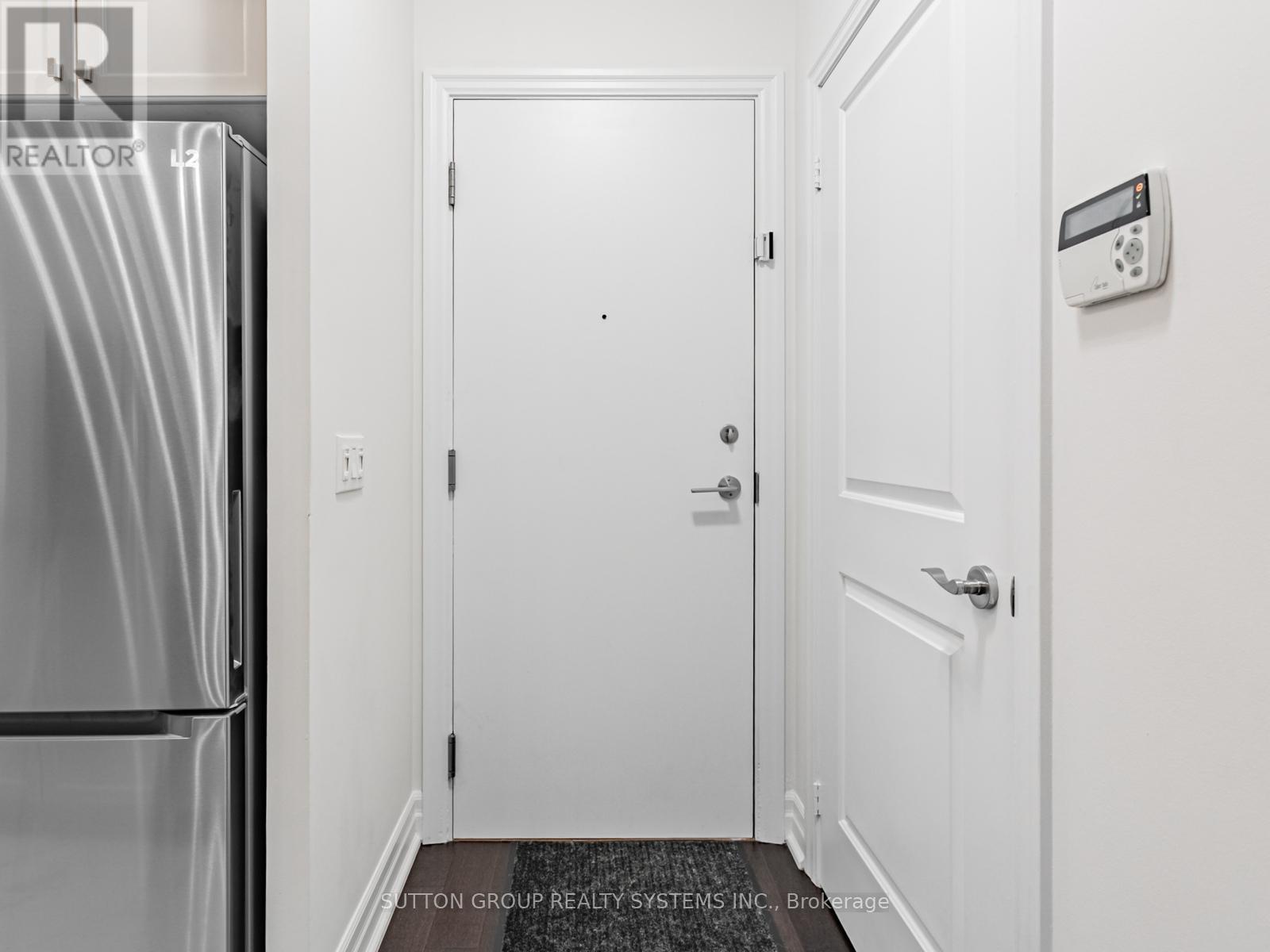 325 - 58 Marine Parade Drive, Toronto, Ontario M8V 4G1 - Photo 5 - W12592336