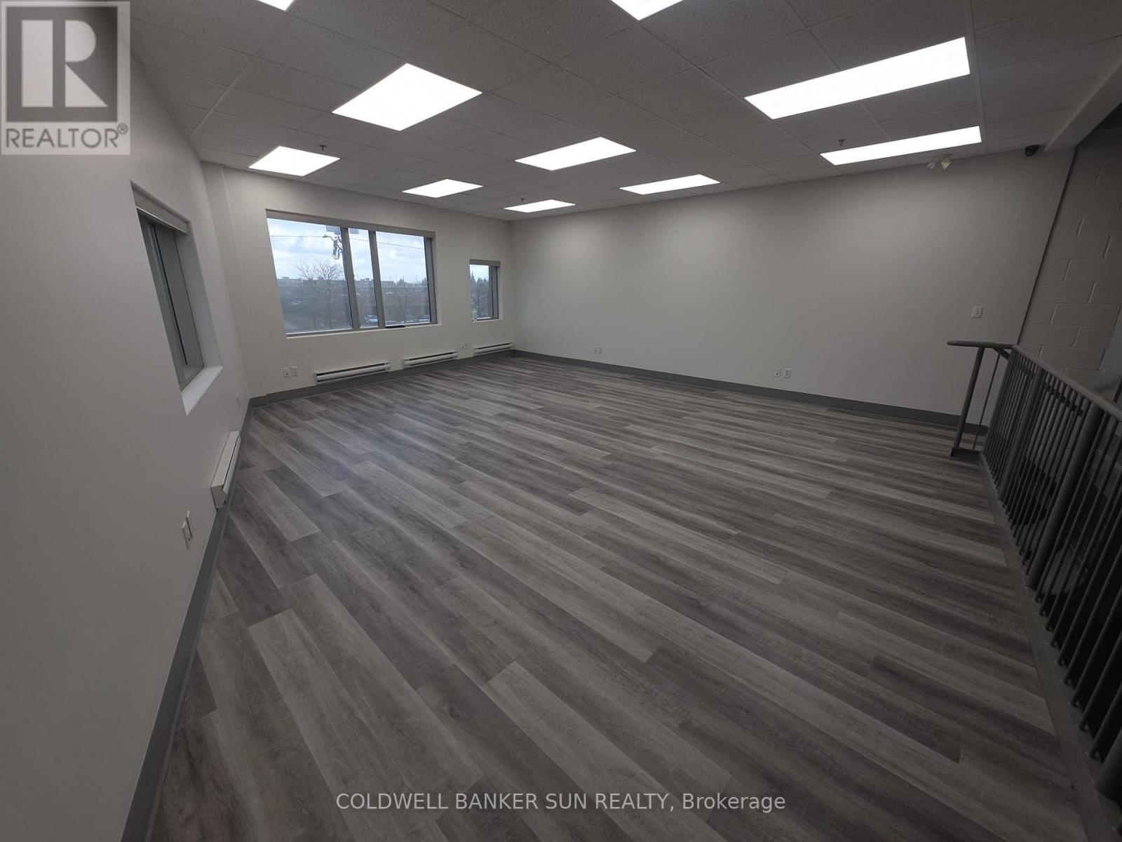 124 - 2 Automatic Road, Brampton, Ontario  L6S 6K8 - Photo 11 - W12592362