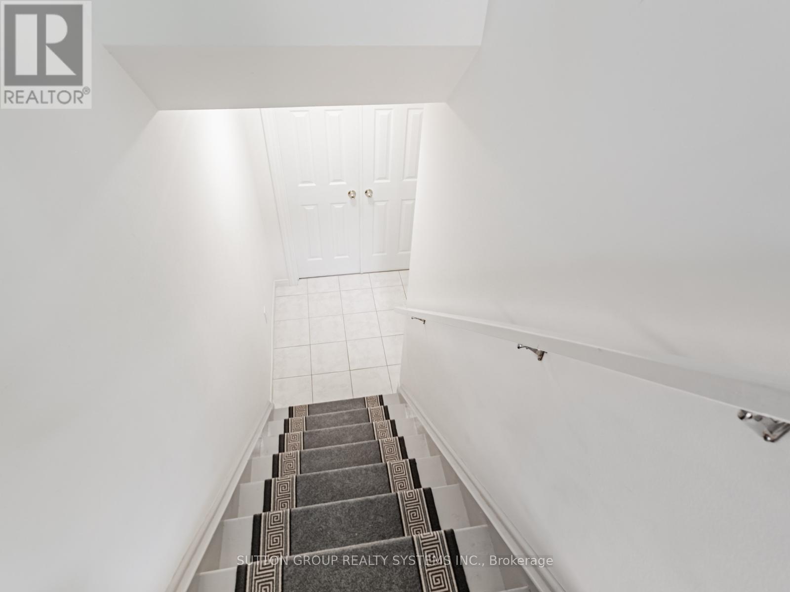 3986 Bloor Street W, Toronto, Ontario M9B 1M3 - Photo 4 - W12592316