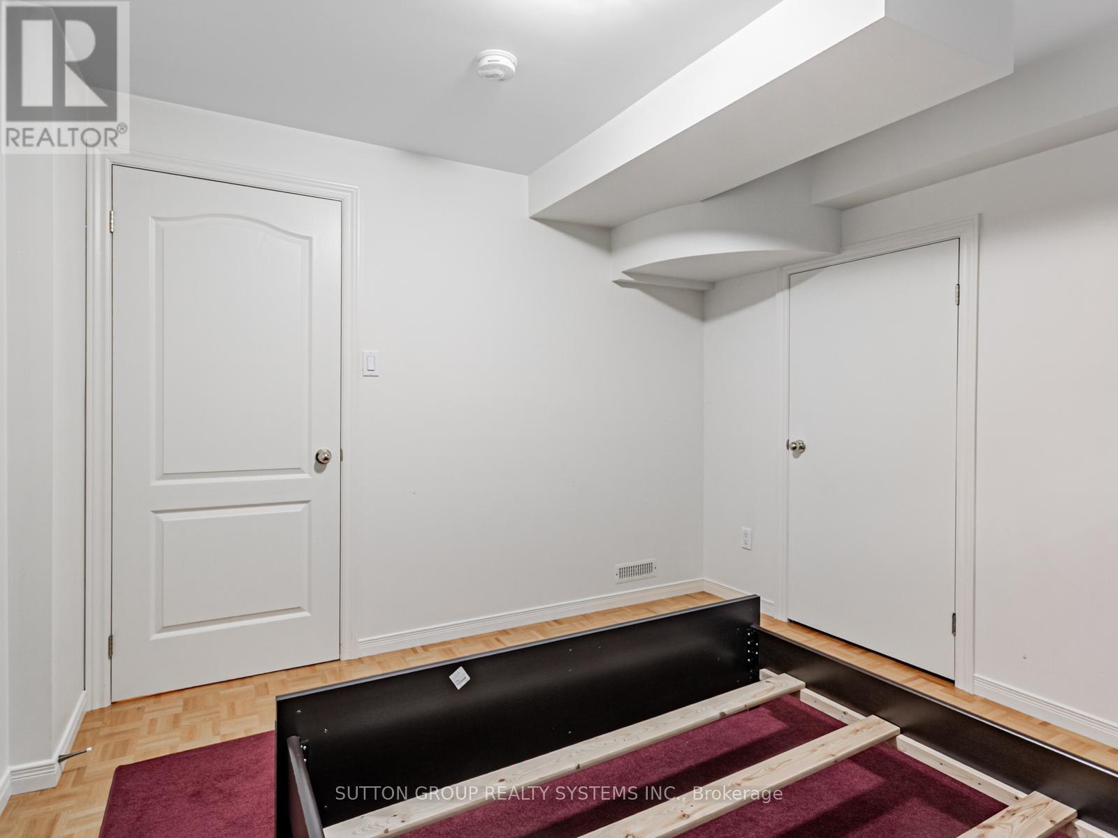 3986 Bloor Street W, Toronto, Ontario M9B 1M3 - Photo 23 - W12592316