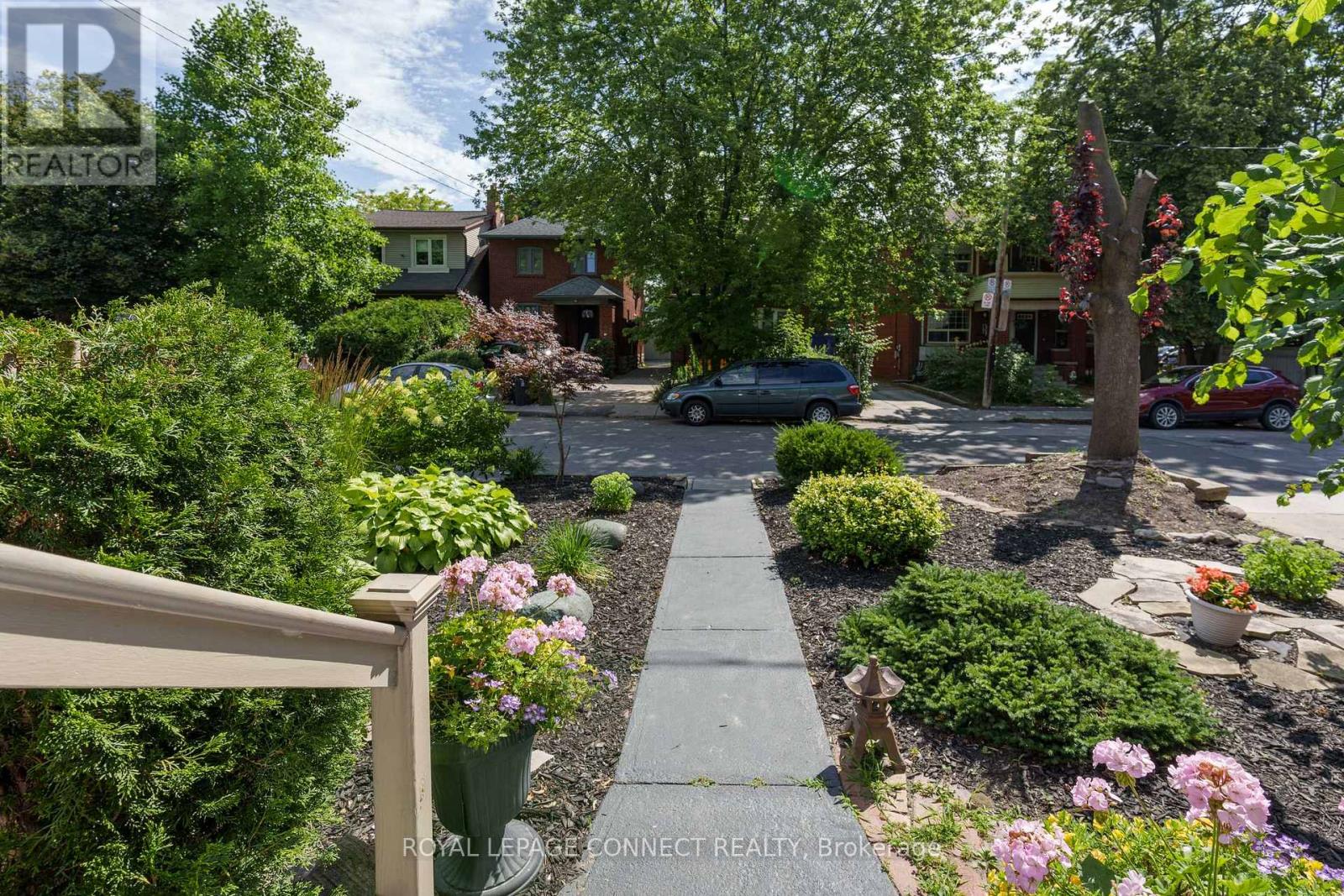 754 Windermere Avenue, Toronto, Ontario  M6S 3M6 - Photo 2 - W12592364