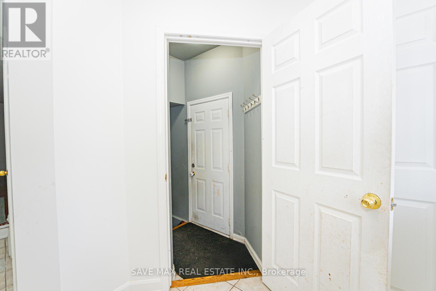 3 Gander Crescent, Brampton, Ontario  L6P 2J5 - Photo 38 - W12592384