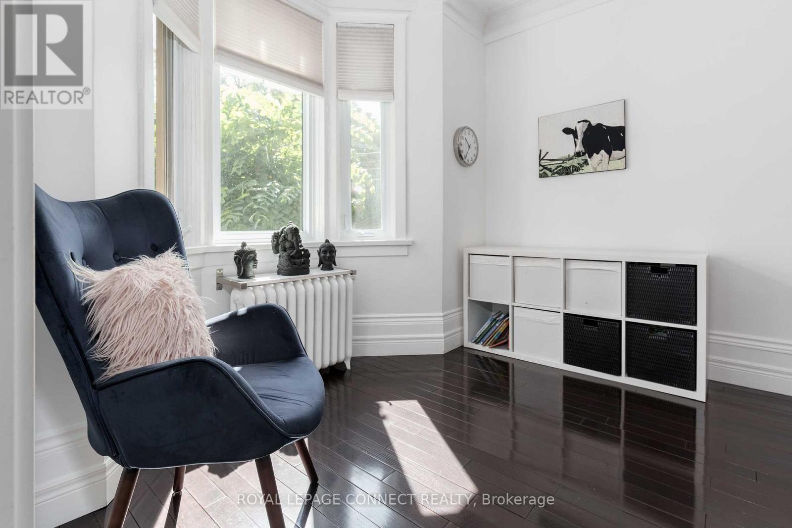 754 Windermere Avenue, Toronto, Ontario  M6S 3M6 - Photo 6 - W12592364